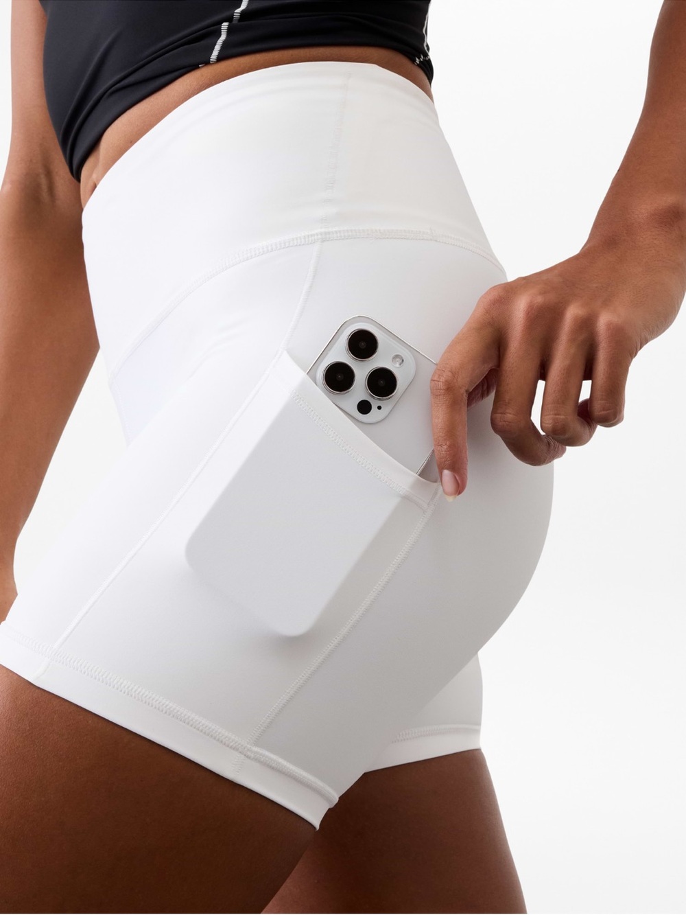 NWT! Athleta Interval Stash 5” HR bike shorts with pocket white sz large
